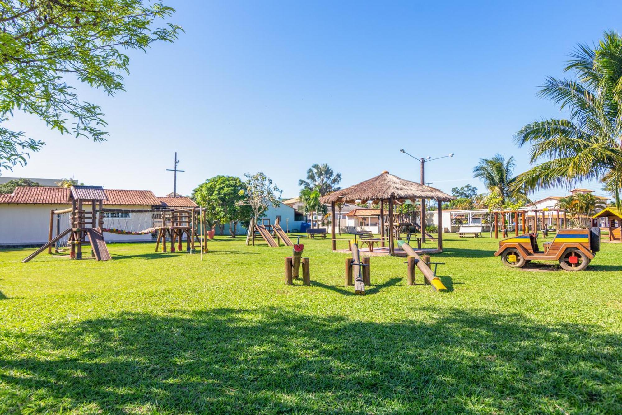 Refugio Tropical Casa De Praia Com Piscina Aquecida E 4 Suites E Garagem 3 Carros, 800 Mtrs Da Praia Internet 700 Mbps, Condominio Privado Com Pista De Skate , Quadra De Futevolei , Campos E Quadras De Futebol! Cabo Frio Buitenkant foto